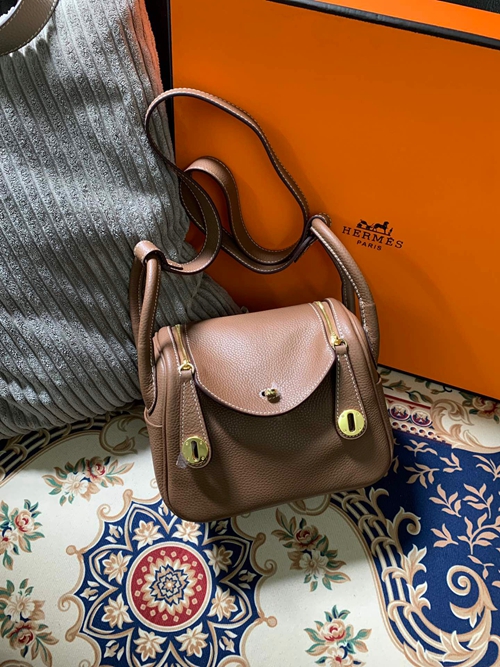 エルメス バッグ 激安背面デザイン